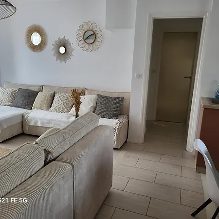 Bienvenue Chez Anouk Appartement Châlons-en-Champagne Buitenkant foto