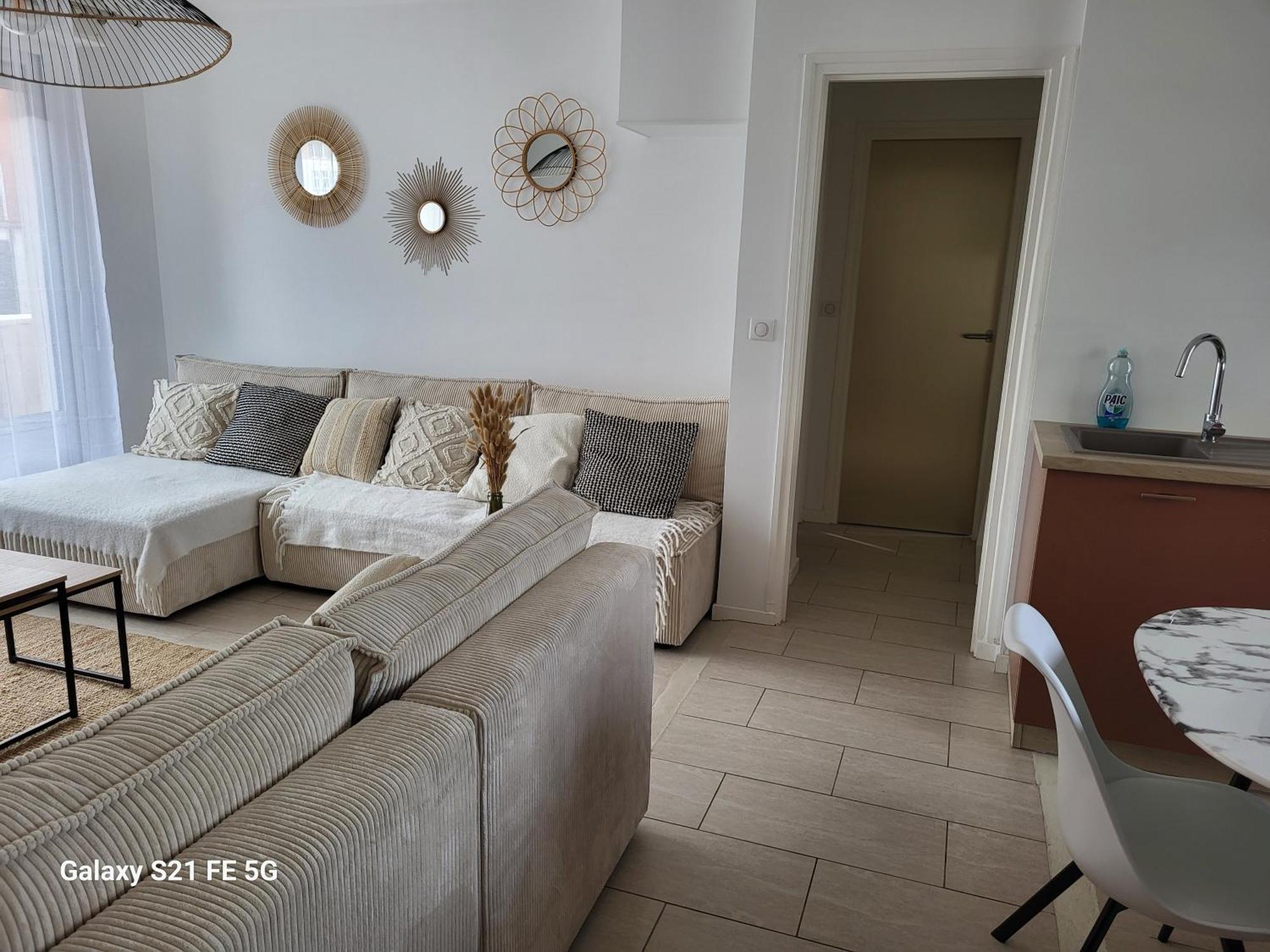 Bienvenue Chez Anouk Apartment
